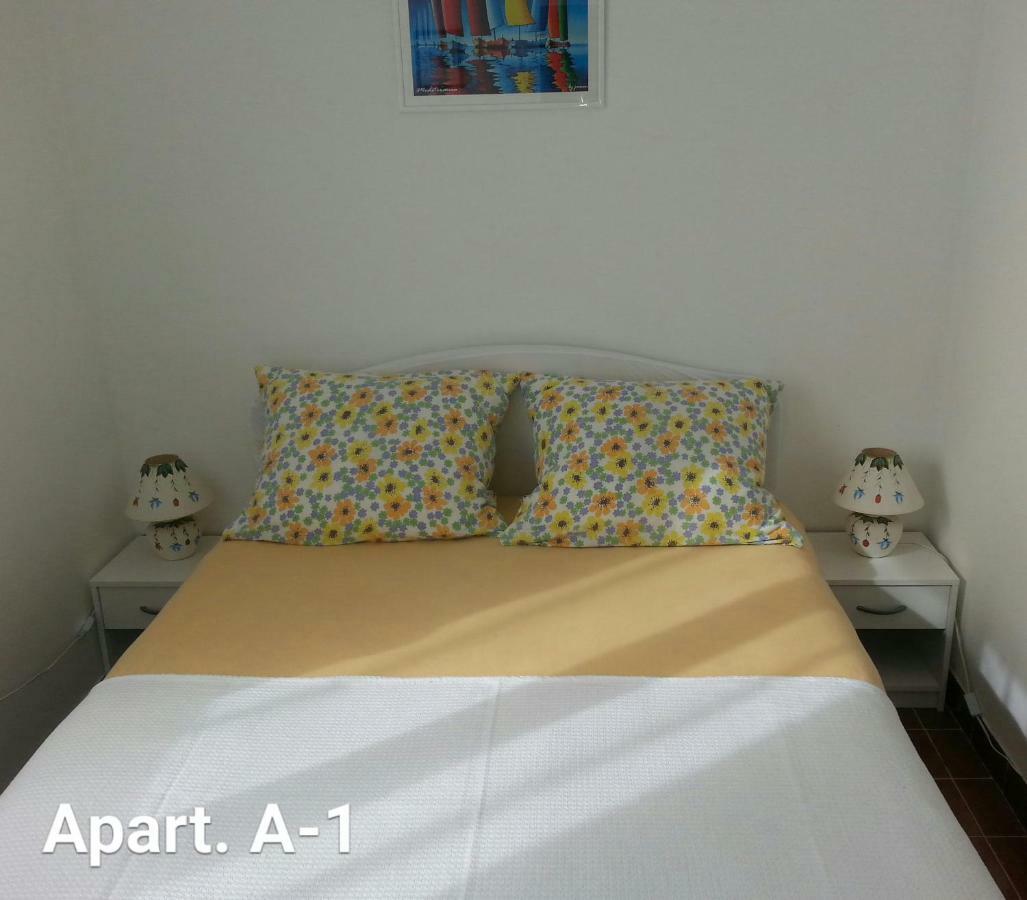 Apartmani A1 Marina, Okrug Gornji Trogir Exterior photo