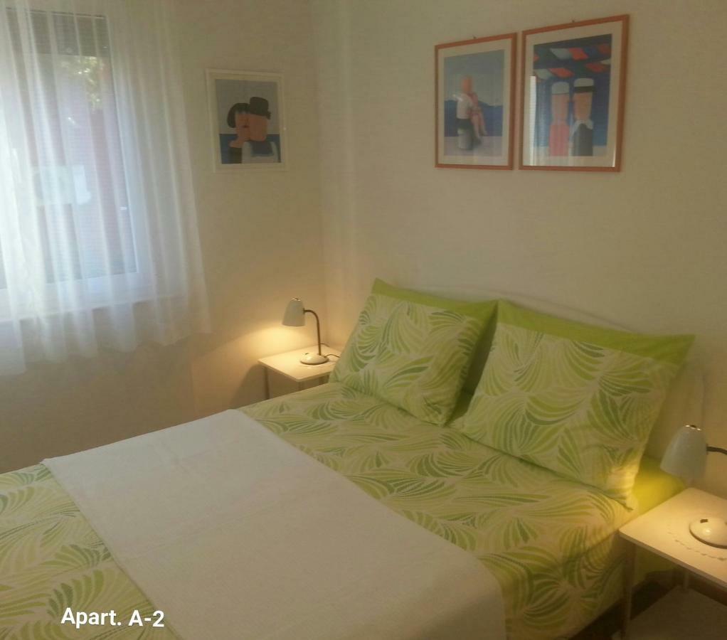 Apartmani A1 Marina, Okrug Gornji Trogir Exterior photo